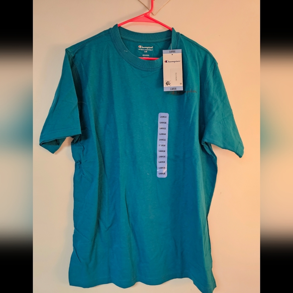 Men's large champion tshirt
